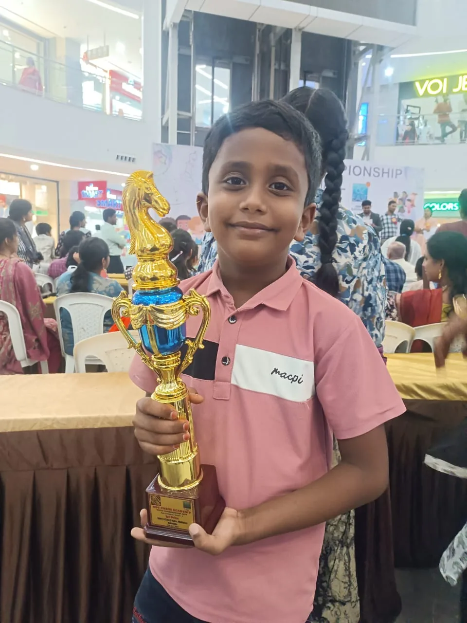 Award photograph: Akul