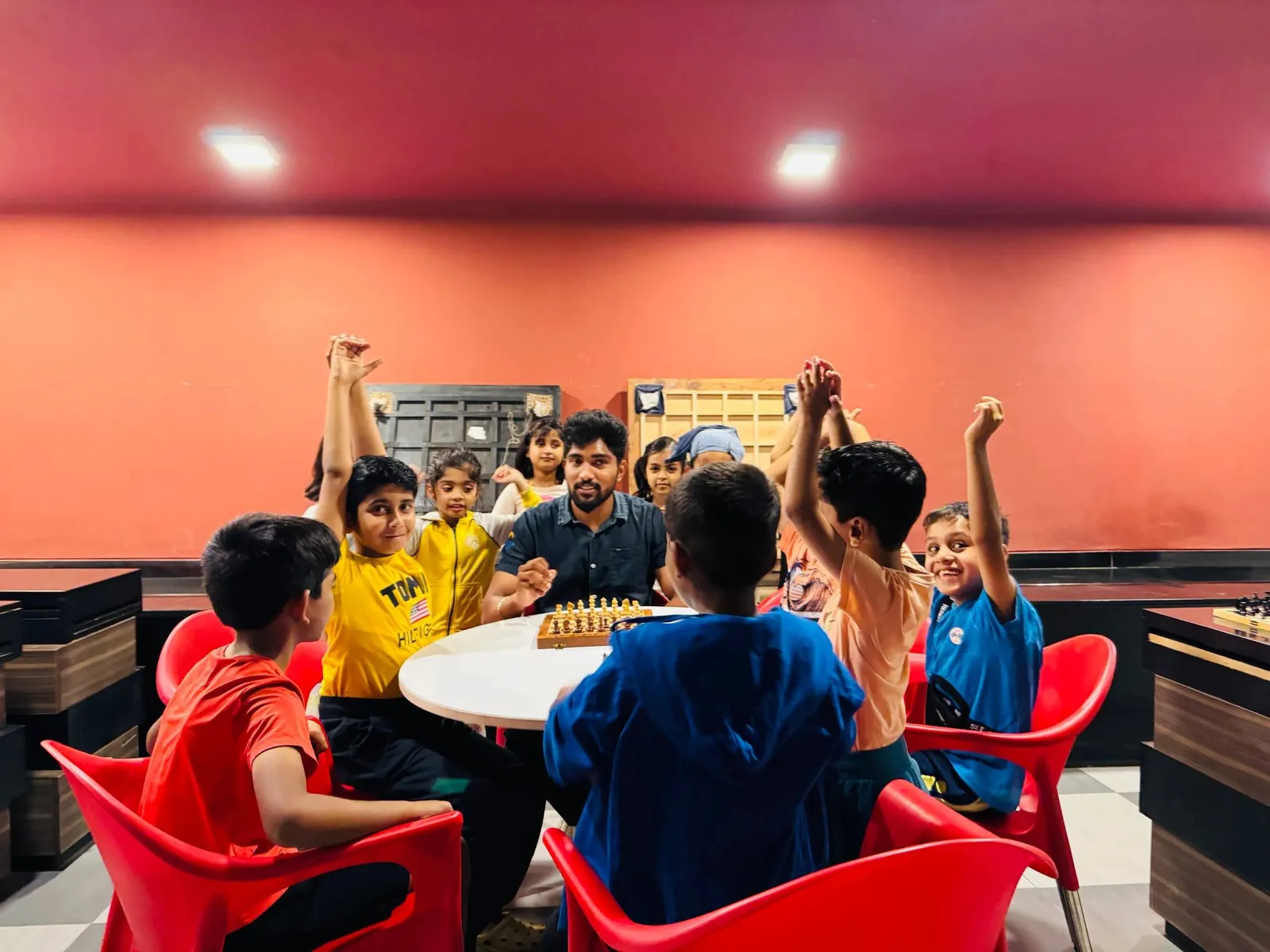 Kids learning chess at GKS Chess Academy during classroom coaching session